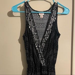 Black & White floral romper with pockets